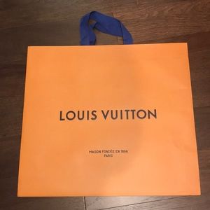 large louis vuitton shopping bag